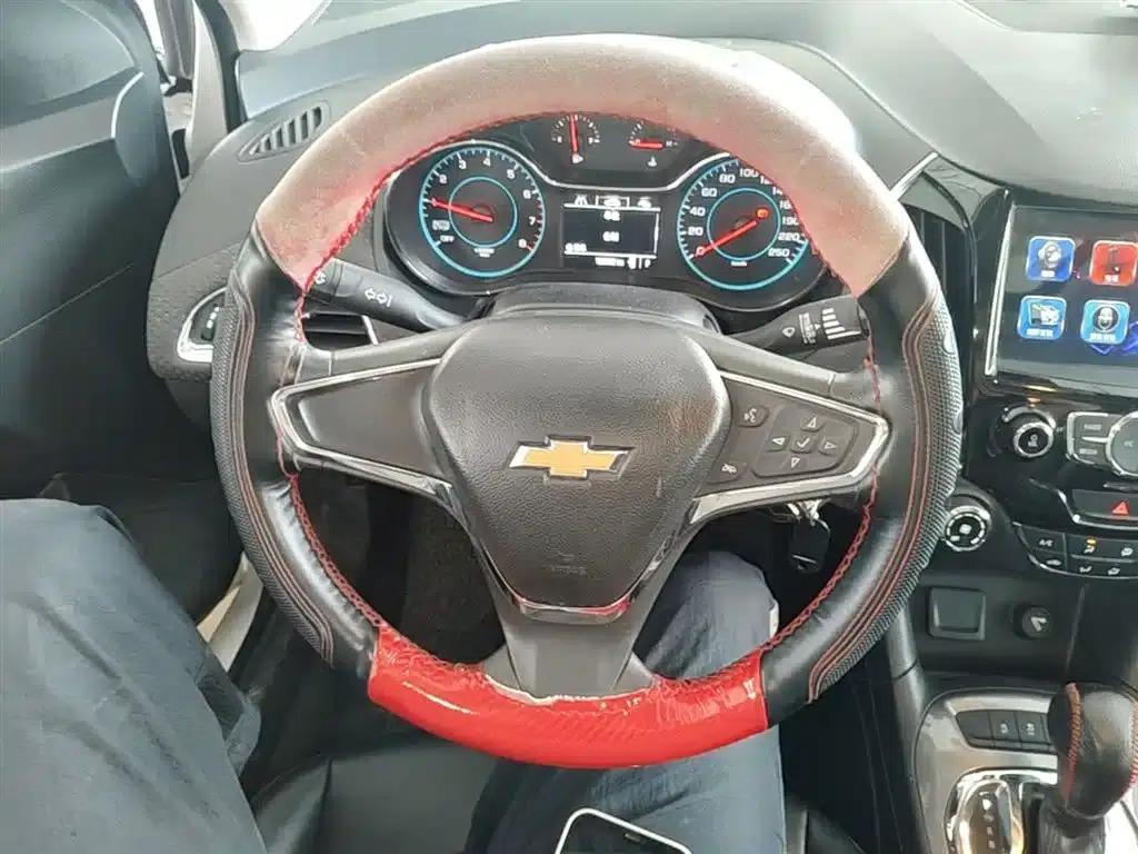 Chevrolet Cruze 2016 1.5L Automatic Luxury Edition — миниатюра 11