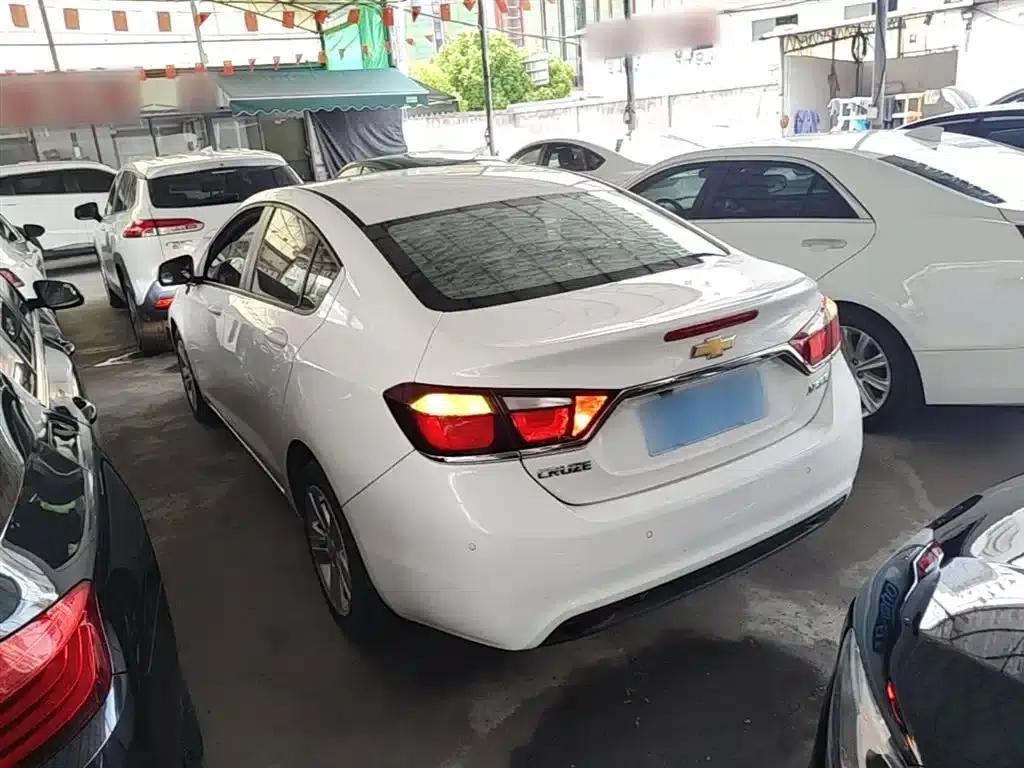 Chevrolet Cruze 2016 1.5L Automatic Luxury Edition — миниатюра 5