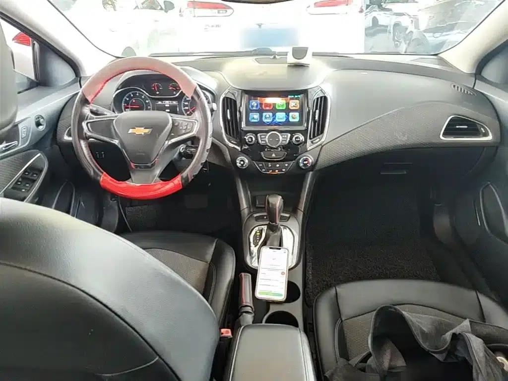 Chevrolet Cruze 2016 1.5L Automatic Luxury Edition — миниатюра 10