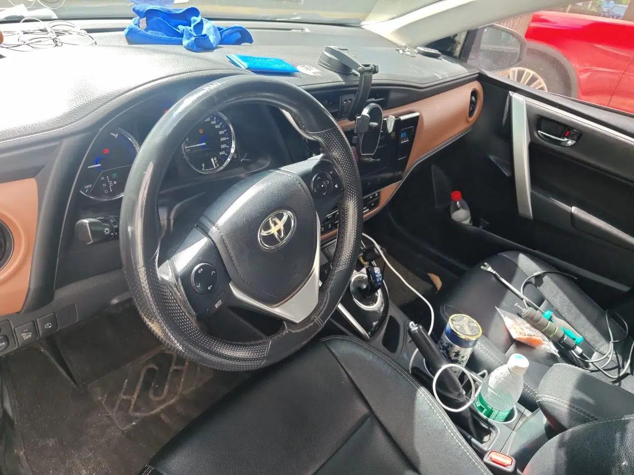 Toyota Levin Hybrid E+ 2019 1.8L PH GS E-CVT Elite Edition — миниатюра 11