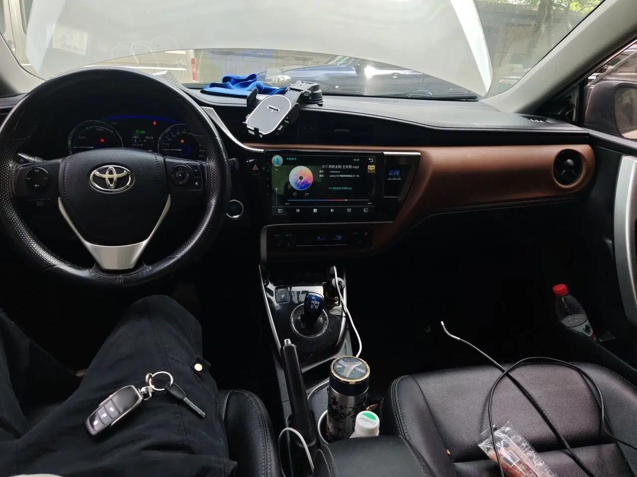 Toyota Levin Hybrid E+ 2019 1.8L PH GS E-CVT Elite Edition — миниатюра 10