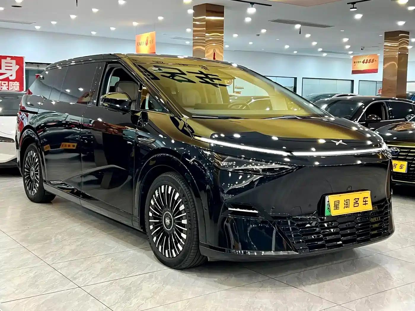 XPeng X9 2025 Pure Electric Model with a Maximum Range of 740km — миниатюра 3