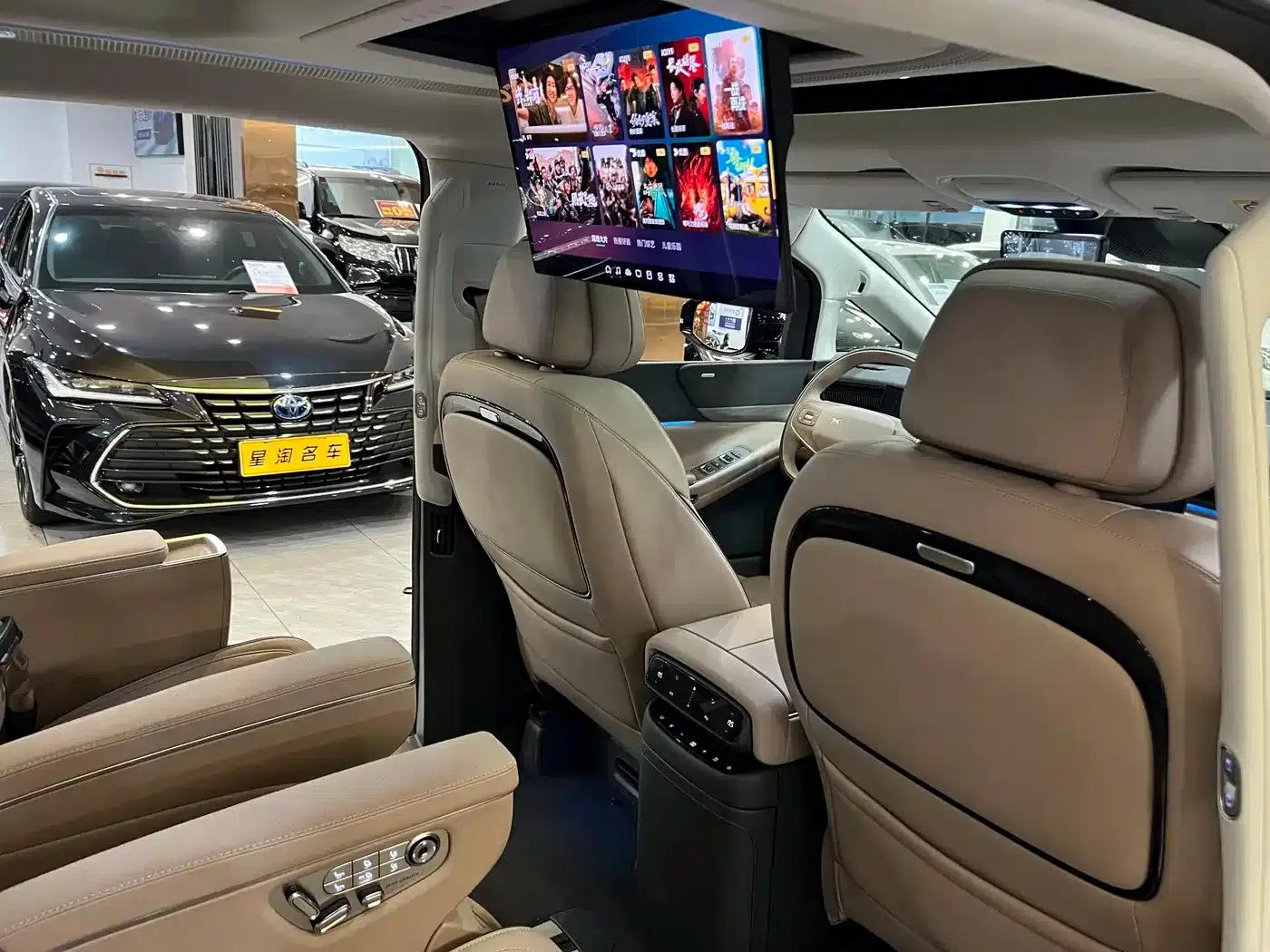 XPeng X9 2025 Pure Electric Model with a Maximum Range of 740km — миниатюра 25