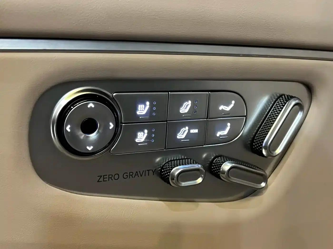 XPeng X9 2025 Pure Electric Model with a Maximum Range of 740km — миниатюра 26
