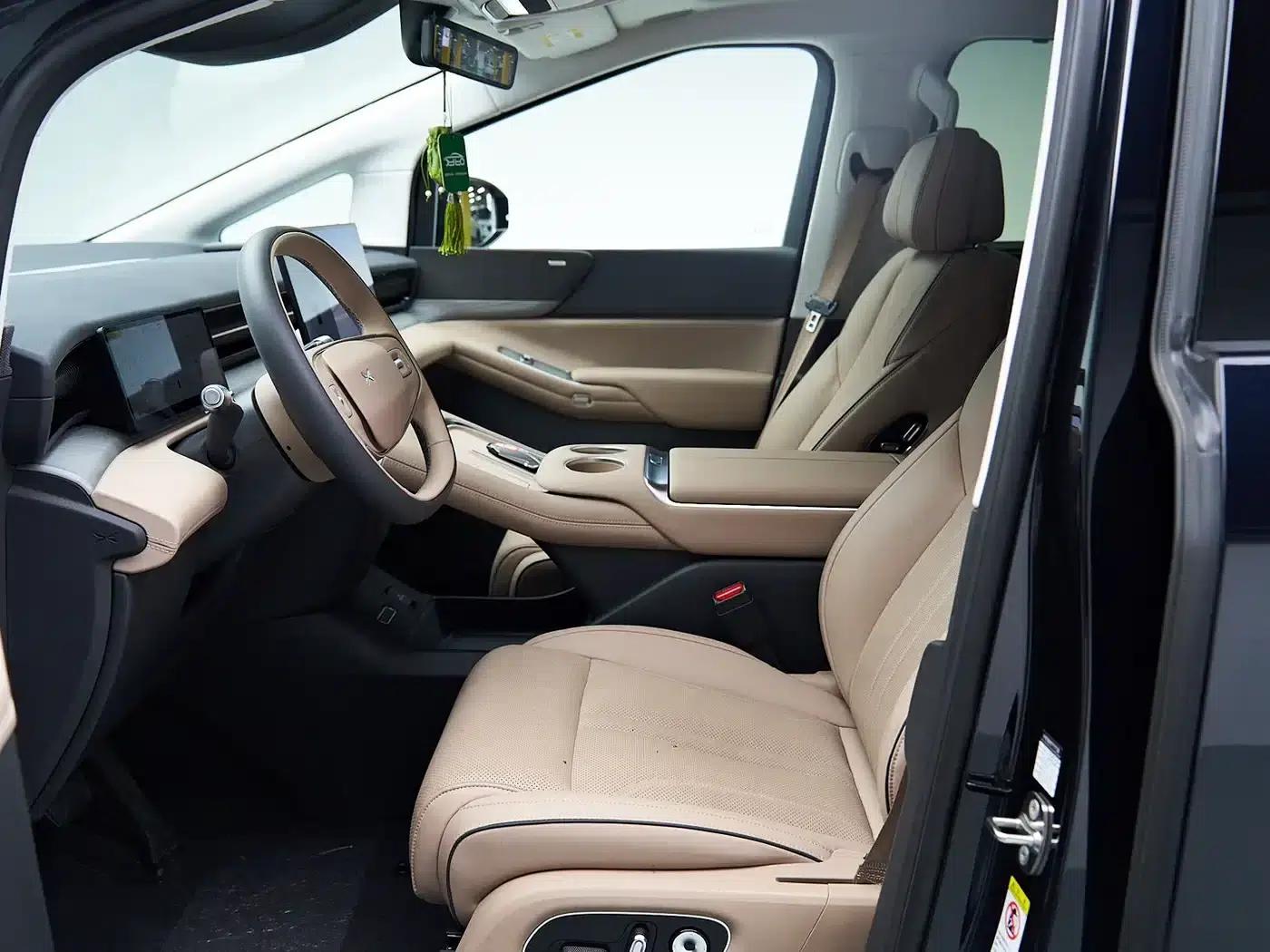 XPeng X9 2025 Pure Electric Model with a Maximum Range of 740km — миниатюра 12