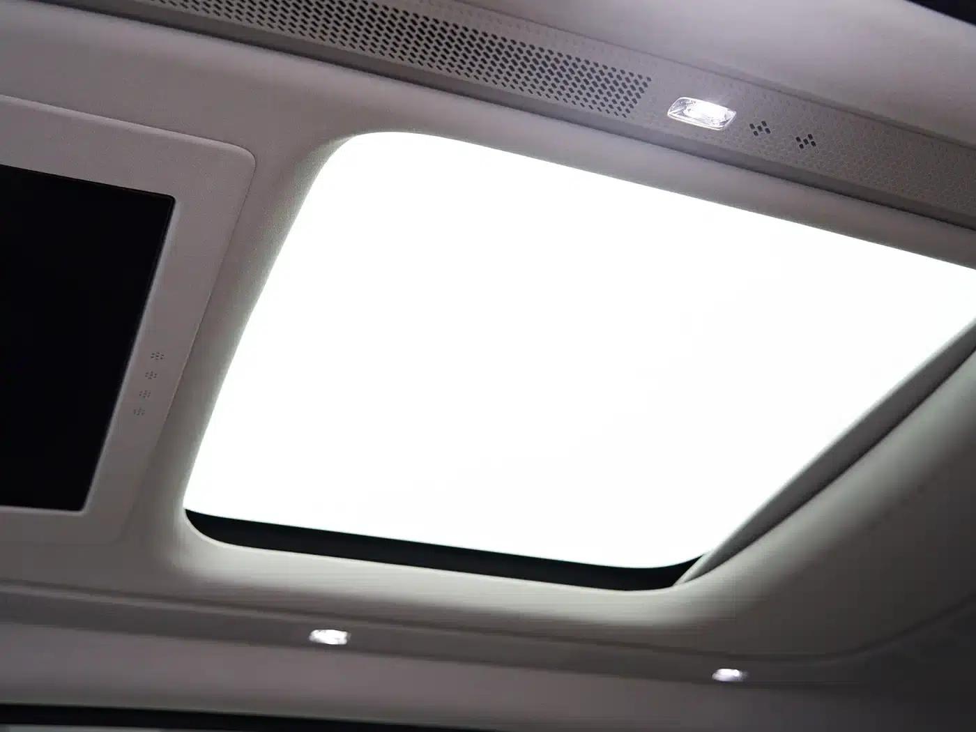 XPeng X9 2025 Pure Electric Model with a Maximum Range of 740km — миниатюра 15