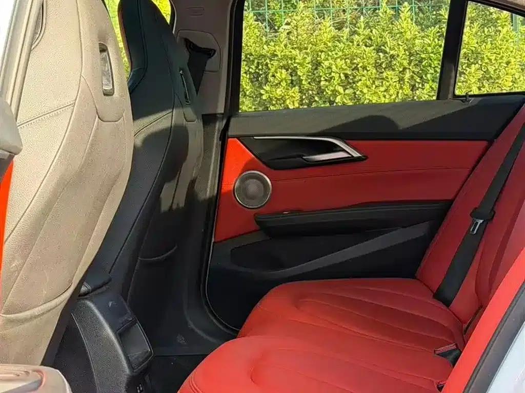 BMW 1 Series 2021 125i M Sport Shadow Edition — миниатюра 6