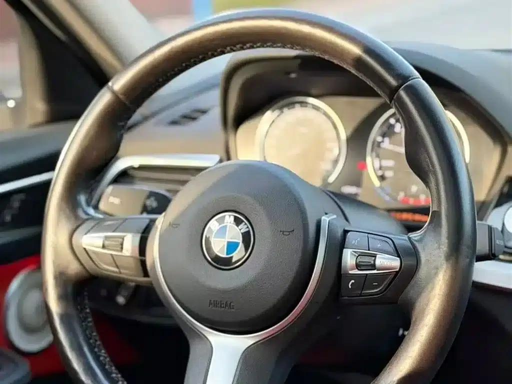 BMW 1 Series 2021 125i M Sport Shadow Edition — миниатюра 9