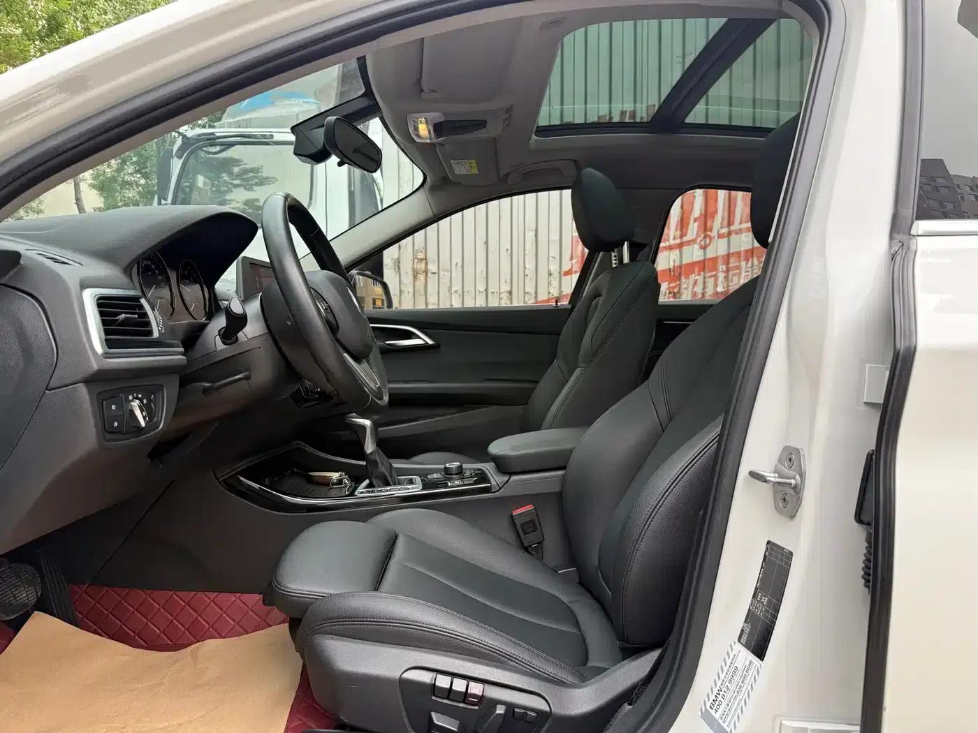 2018 BMW 1 Series Facelift 118i Sport — миниатюра 12
