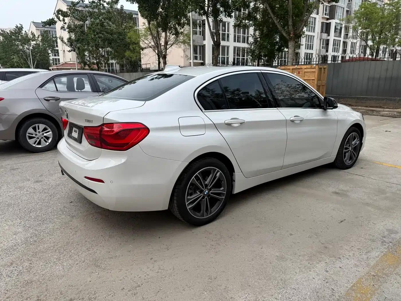 2018 BMW 1 Series Facelift 118i Sport — миниатюра 4