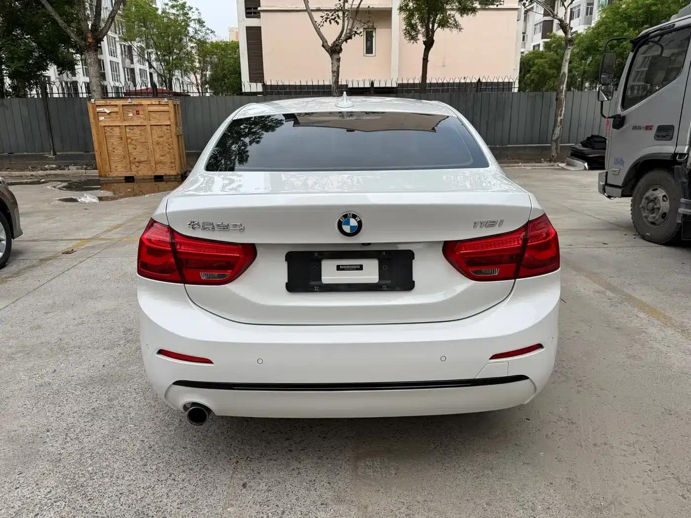 2018 BMW 1 Series Facelift 118i Sport — миниатюра 5