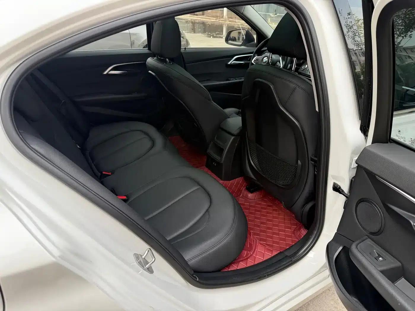 2018 BMW 1 Series Facelift 118i Sport — миниатюра 8