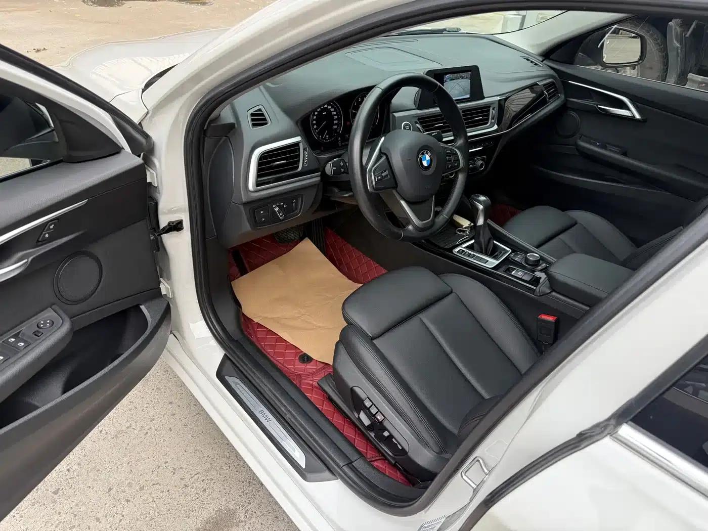 2018 BMW 1 Series Facelift 118i Sport — миниатюра 9