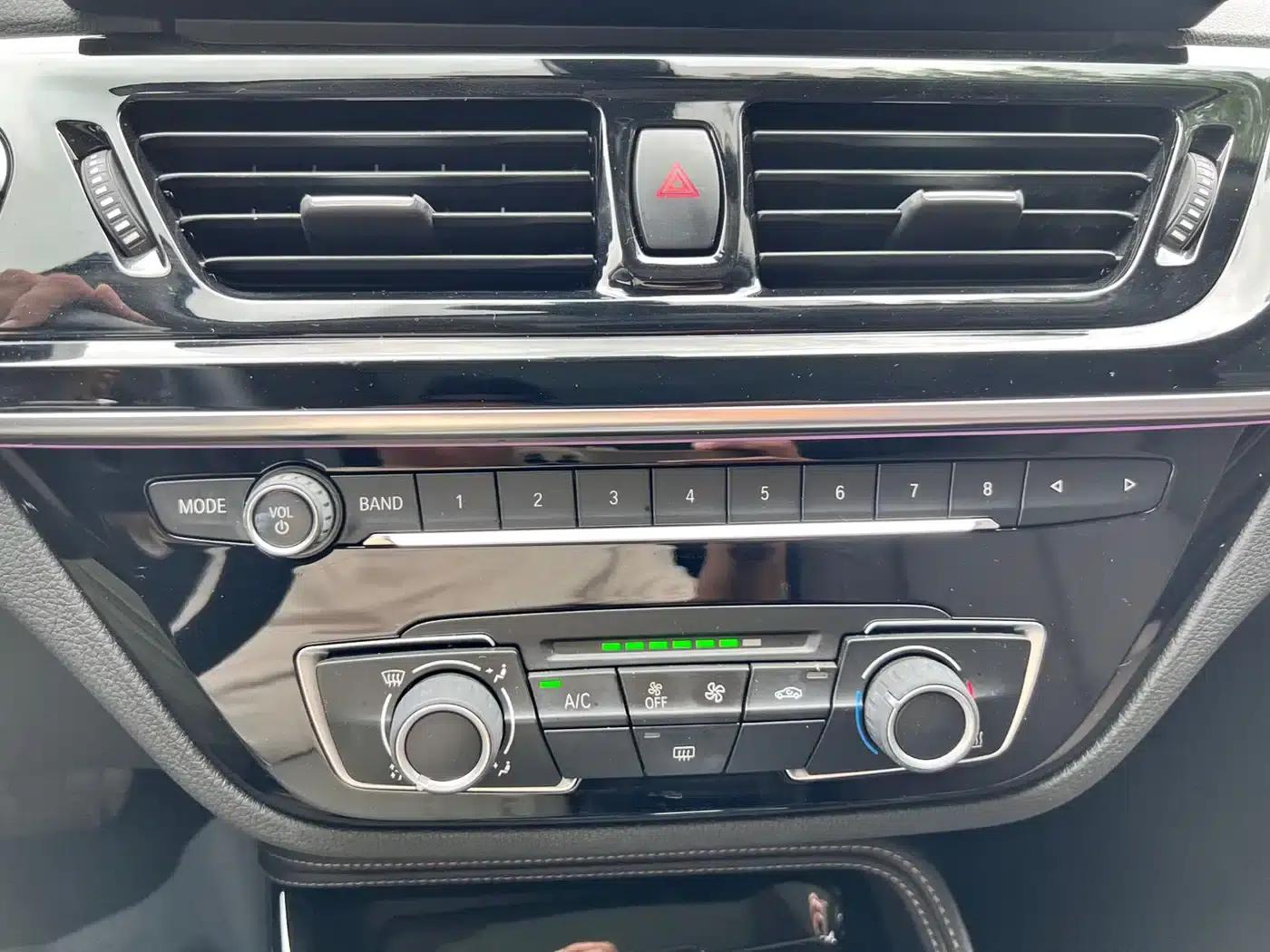 2021 BMW 1 Series 120i M Sport Shadow Edition — миниатюра 18