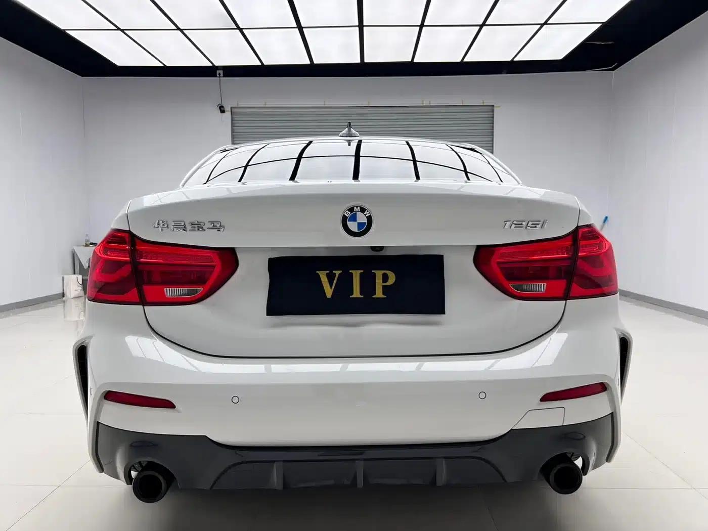 2021 BMW 1 Series 120i M Sport Shadow Edition — миниатюра 5