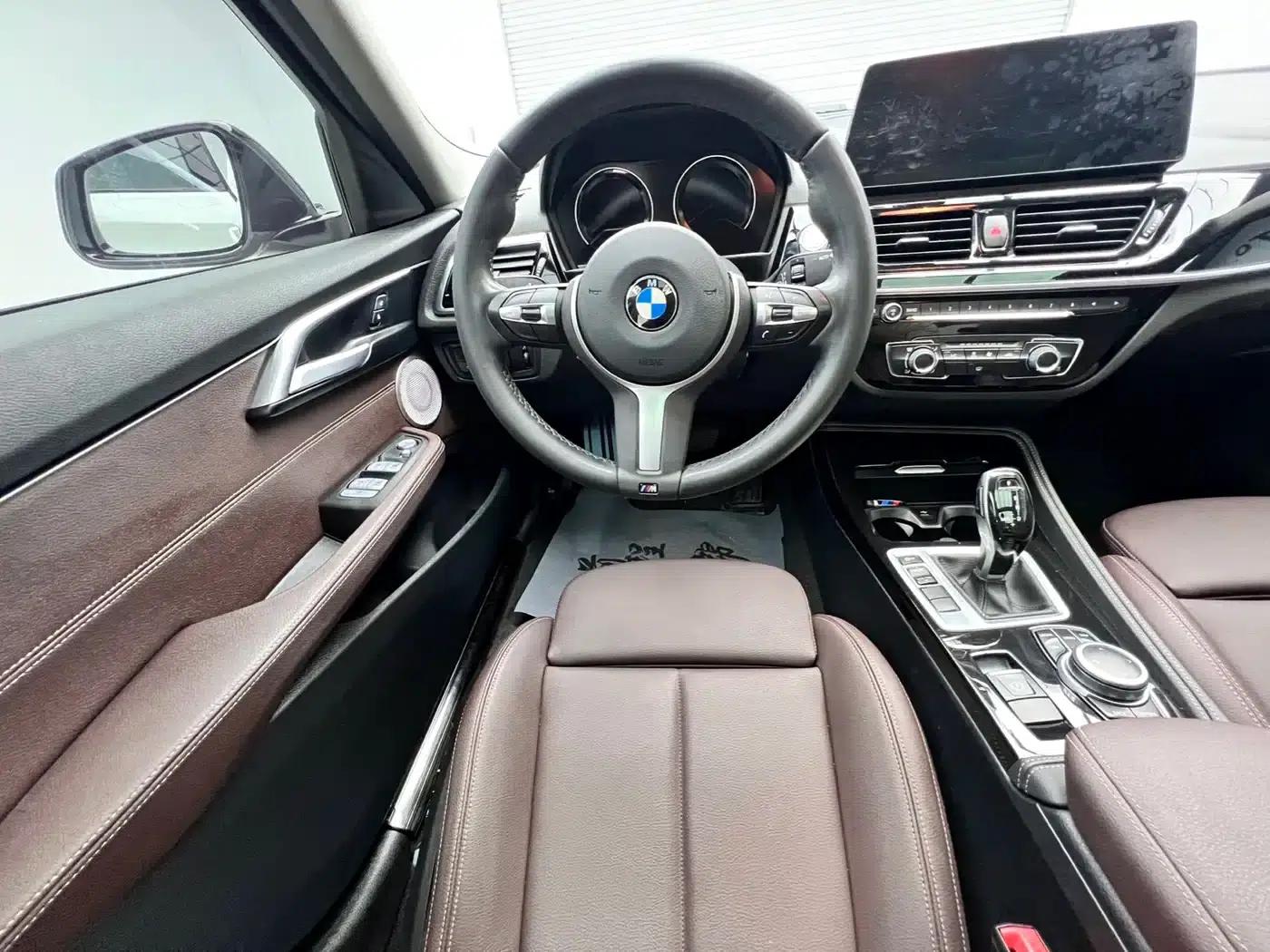 2021 BMW 1 Series 120i M Sport Shadow Edition — миниатюра 10