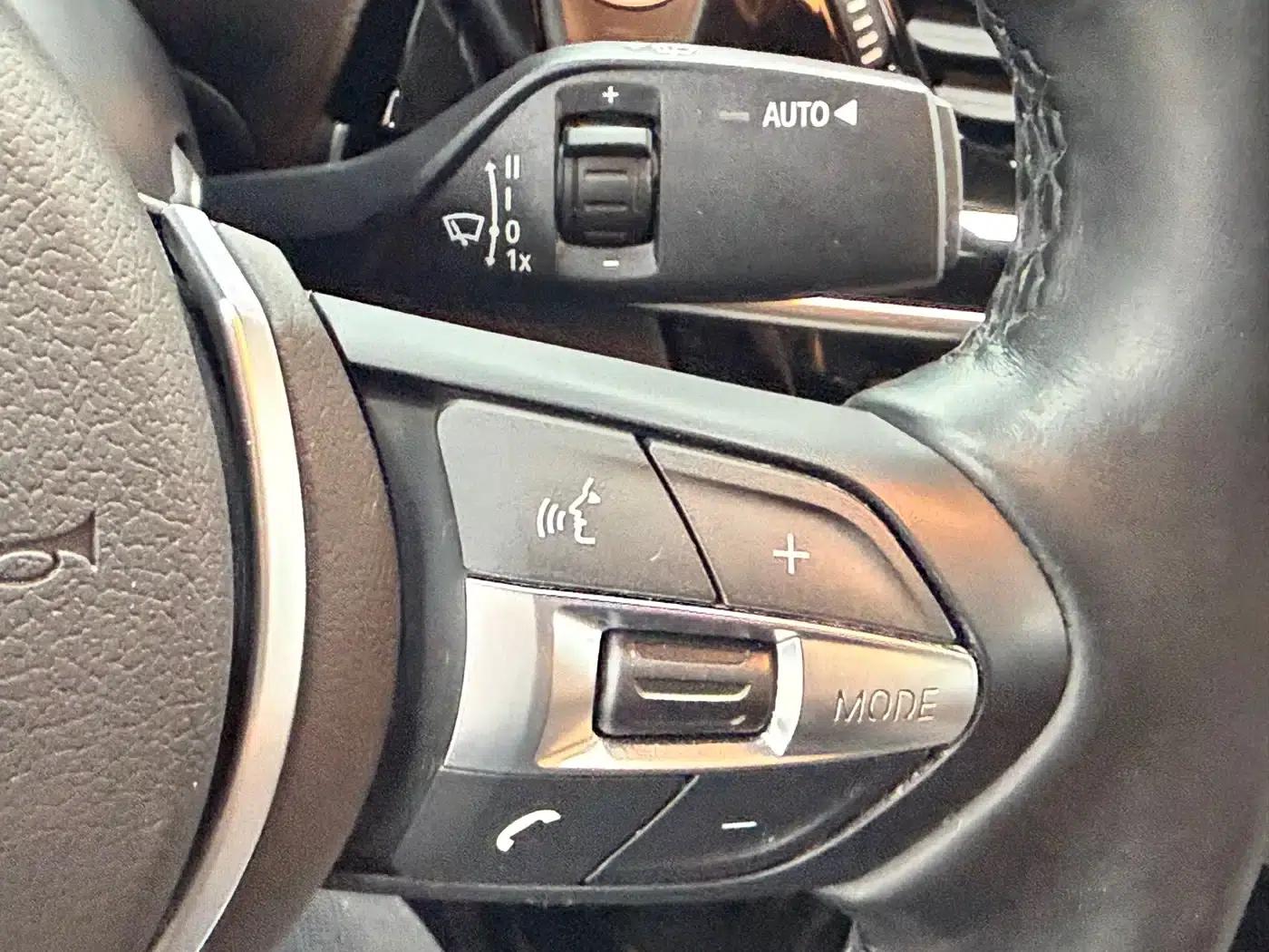 2022 BMW 1 Series 120i M Sport Shadow Edition — миниатюра 13