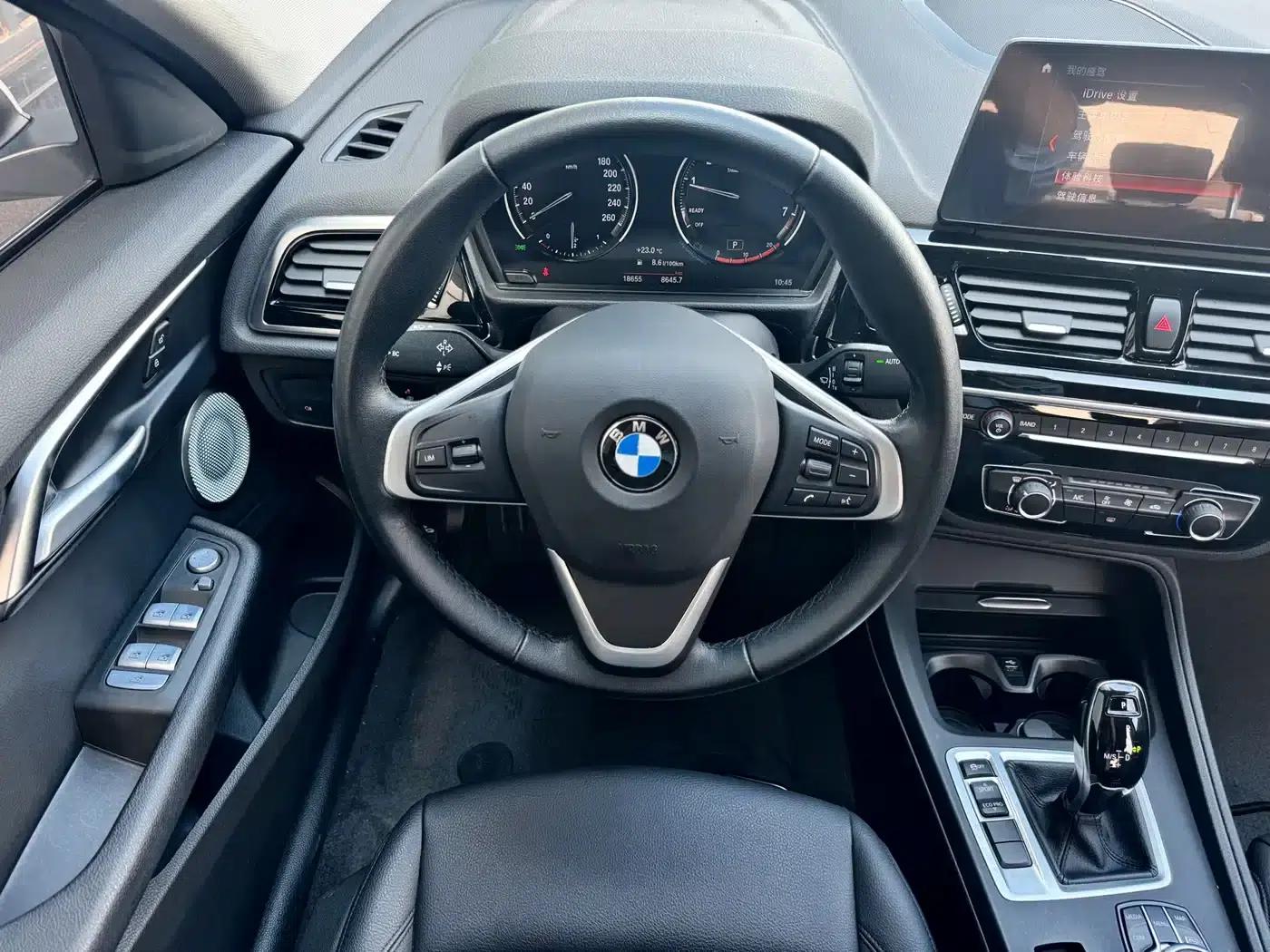 2023 BMW 1 Series 120i M Sport — миниатюра 11