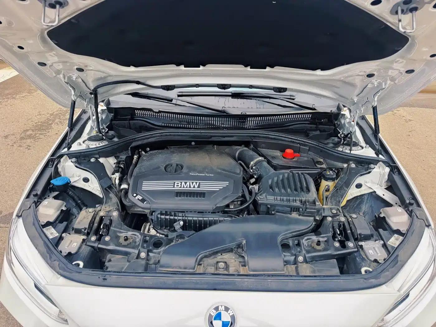 2023 BMW 1 Series 120i M Sport — миниатюра 6