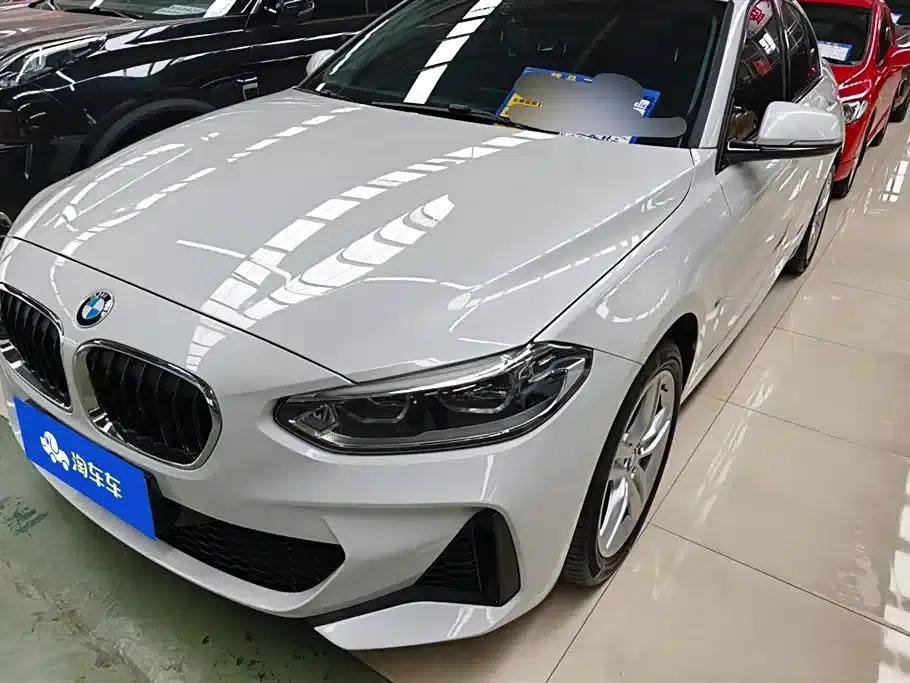 2020 BMW 1 Series 120i M Sport Package — миниатюра 1