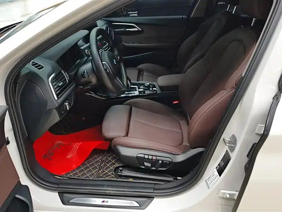 2020 BMW 1 Series 120i M Sport Package — миниатюра 9