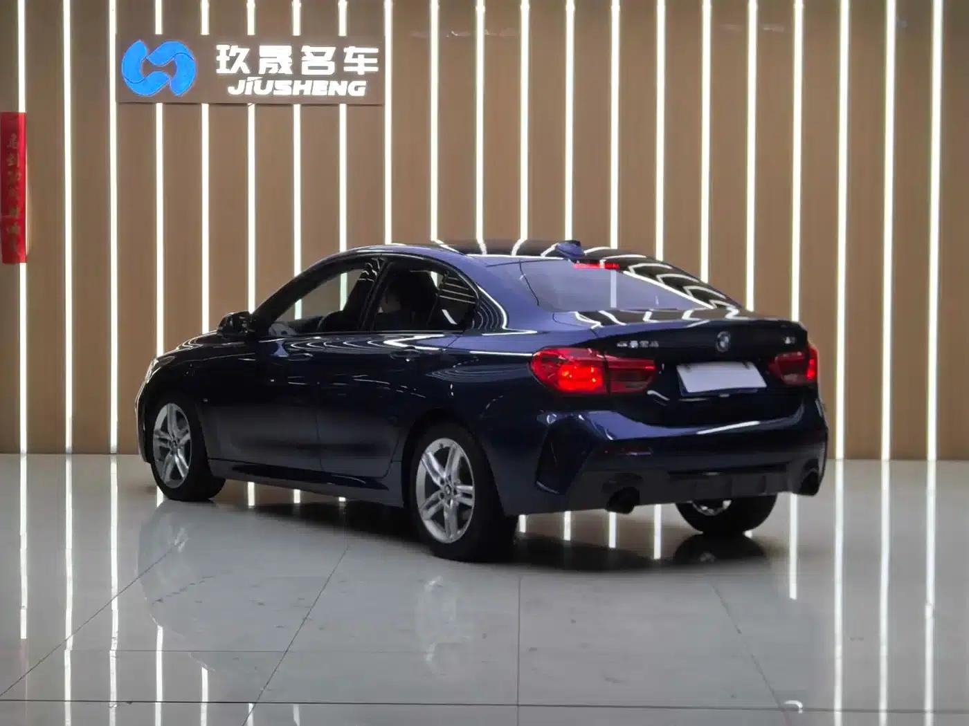 BMW 1 Series 2021 Facelift 120i M Sport Shadow Edition — миниатюра 15