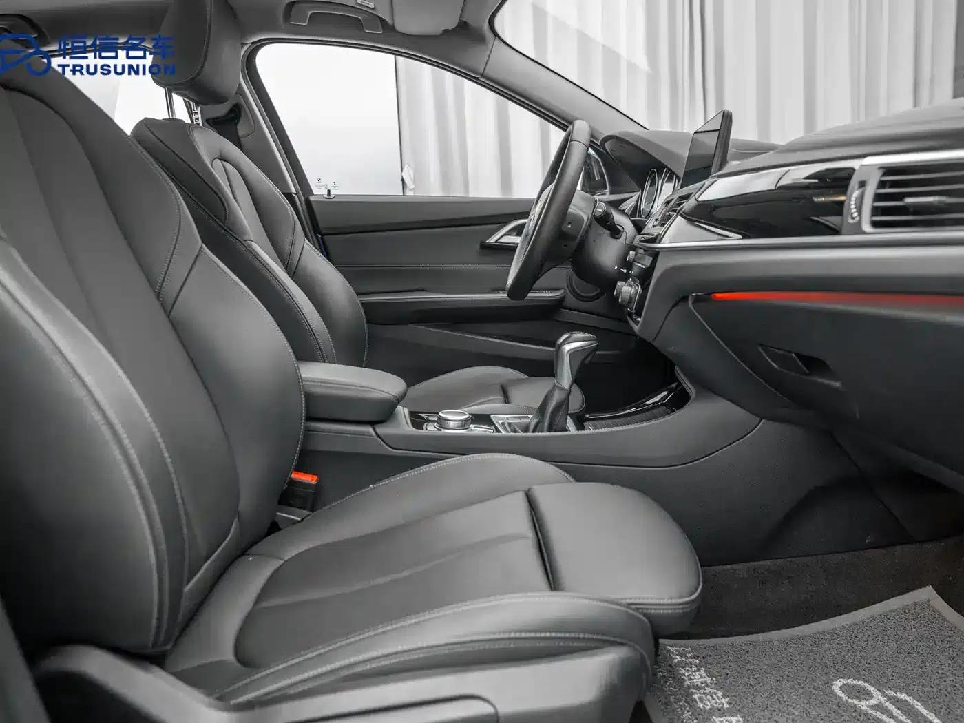 2019 BMW 1 Series 118i M Sport Package — миниатюра 14