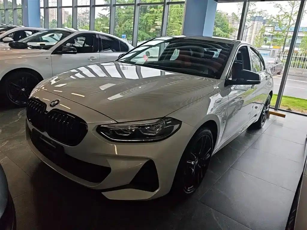 2022 BMW 1 Series 125i M Sport Shadow Edition — миниатюра 1