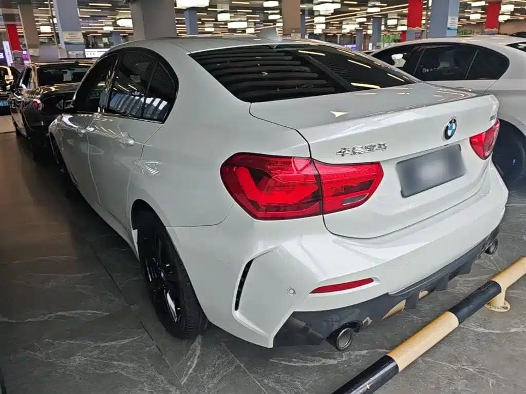 2022 BMW 1 Series 125i M Sport Shadow Edition — миниатюра 5