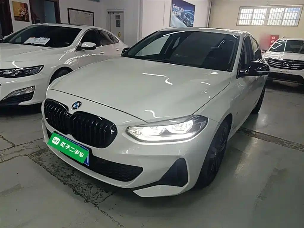 BMW 1 Series 2023 125i M Sport Shadow Edition — миниатюра 1