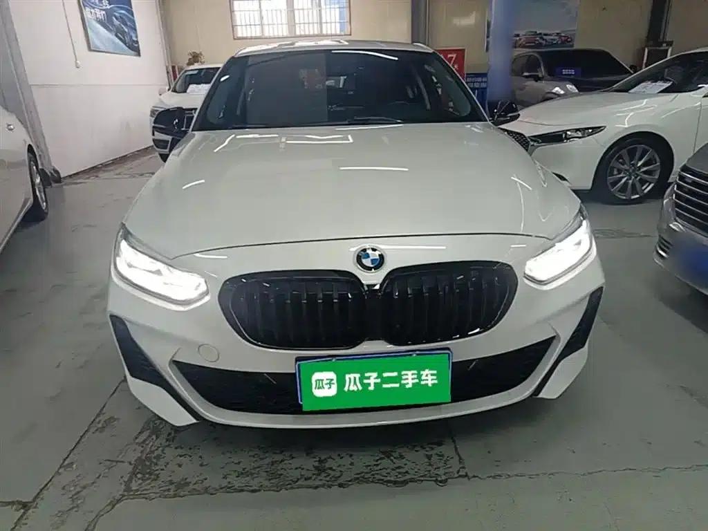 BMW 1 Series 2023 125i M Sport Shadow Edition — миниатюра 3
