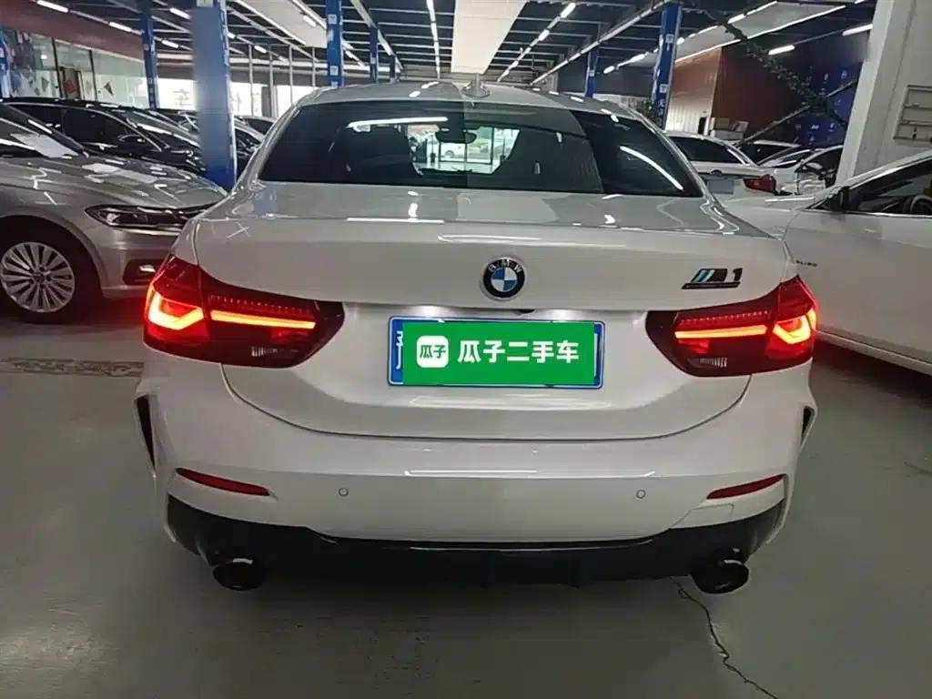 BMW 1 Series 2023 125i M Sport Shadow Edition — миниатюра 6
