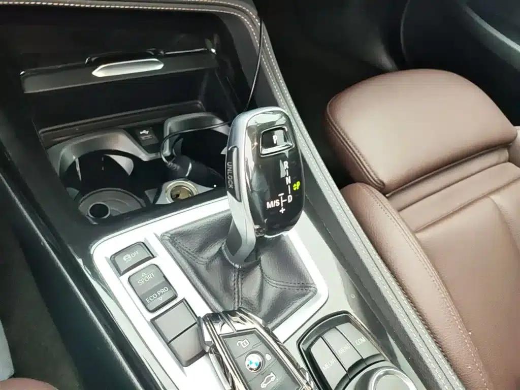 2020 BMW 1 Series 125i Leading M Sport Package — миниатюра 14