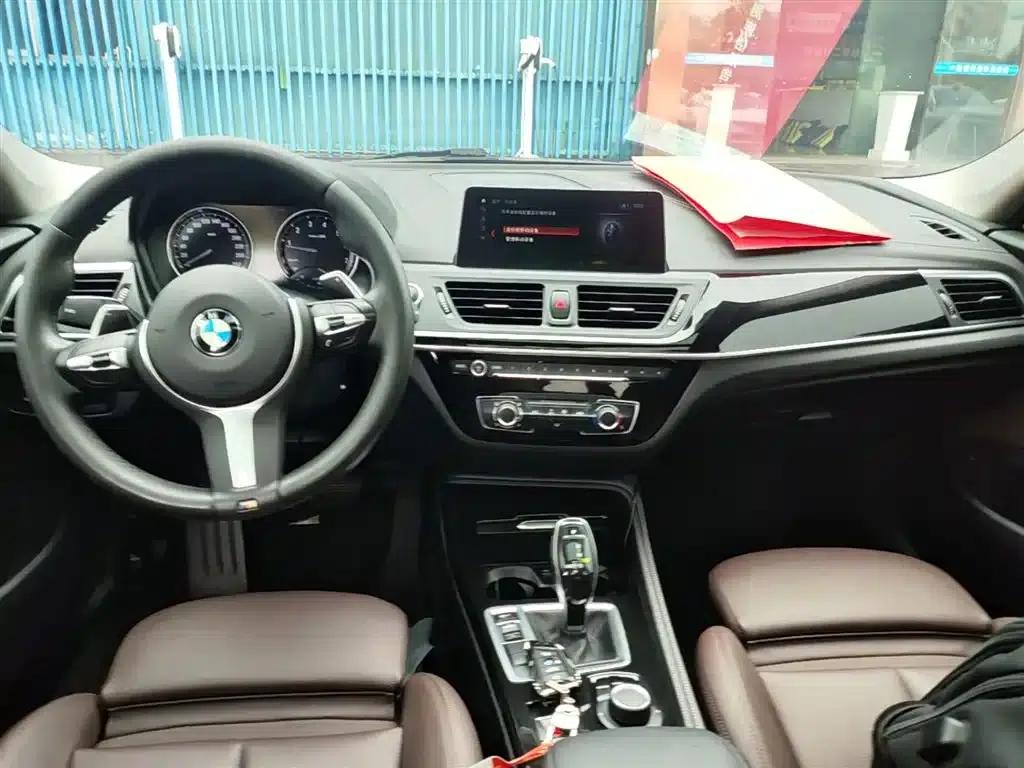 2020 BMW 1 Series 125i Leading M Sport Package — миниатюра 10