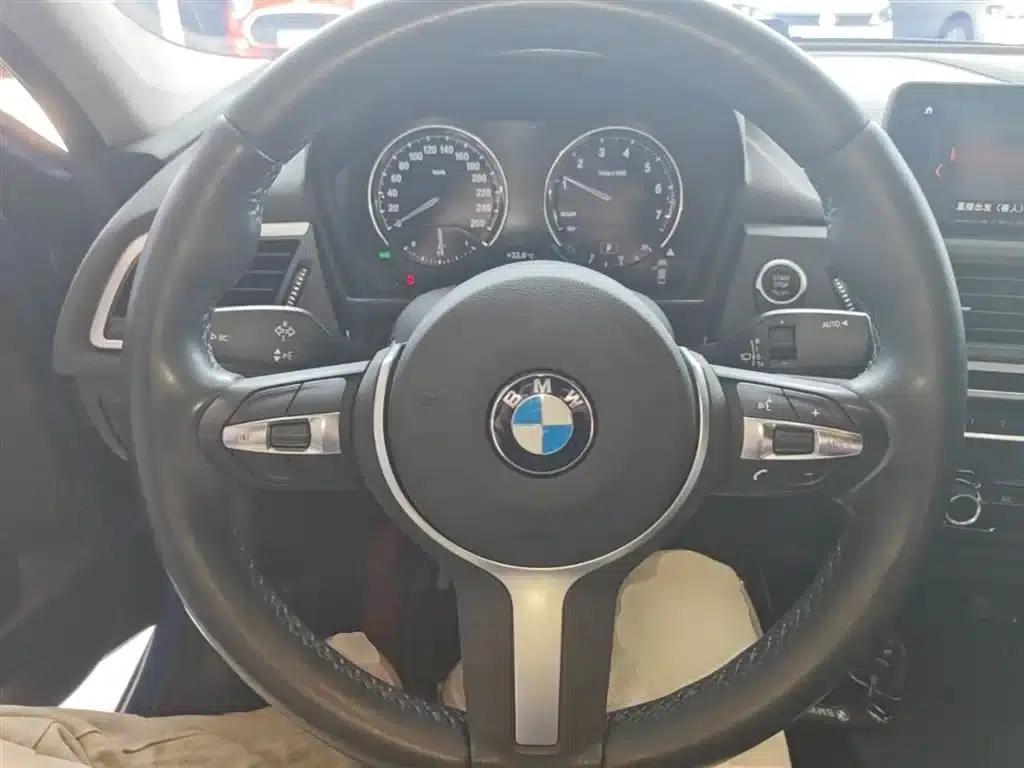 2019 BMW 1 Series 118i M Sport Package — миниатюра 11