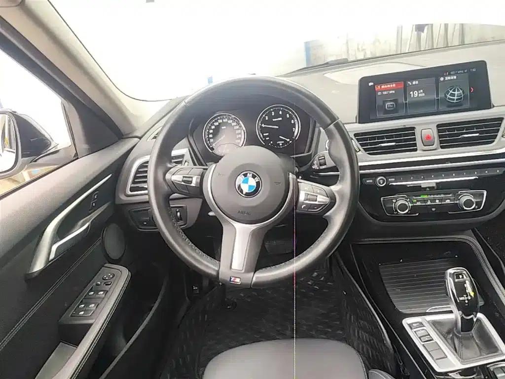 2020 BMW 1 Series 120i M Sport Package — миниатюра 11