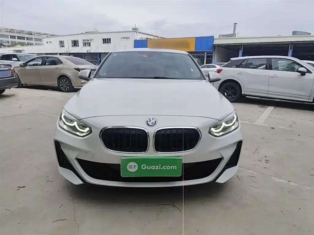 2020 BMW 1 Series 120i M Sport Package — миниатюра 3
