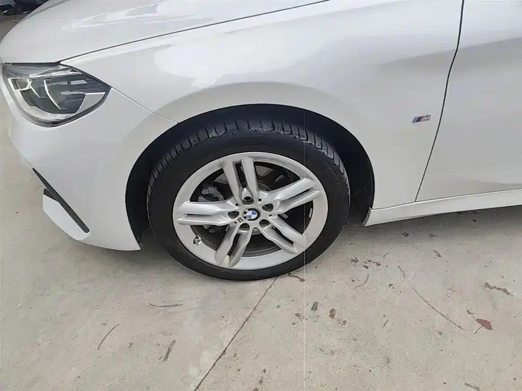 2020 BMW 1 Series 120i M Sport Package — миниатюра 23