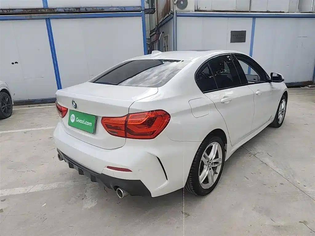 2020 BMW 1 Series 120i M Sport Package — миниатюра 7
