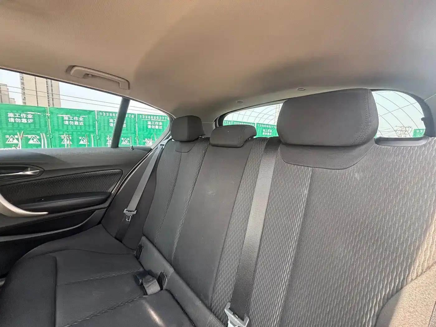 2018 BMW 1 Series Imported Model 118i Leading Edition — миниатюра 13