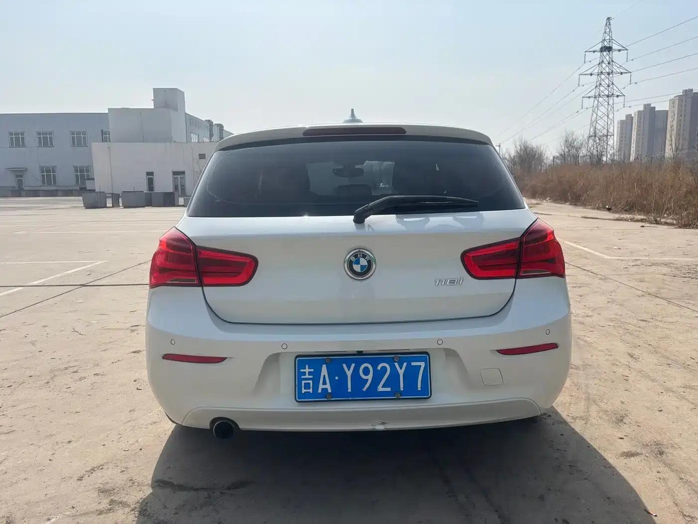 2018 BMW 1 Series Imported Model 118i Leading Edition — миниатюра 6