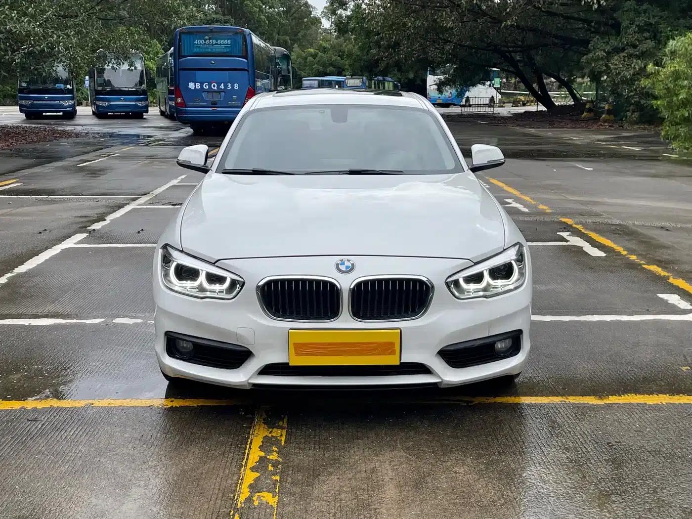 2015 BMW 1 Series Imported Model 120i Leading Edition — миниатюра 2