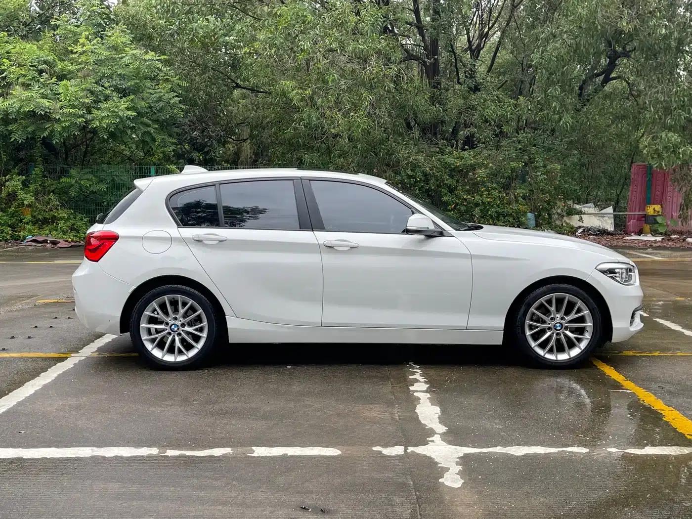 2015 BMW 1 Series Imported Model 120i Leading Edition — миниатюра 4