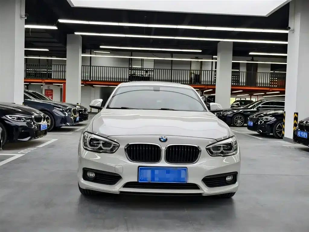 2015 BMW 1 Series Imported Model 120i Leading Edition — миниатюра 2