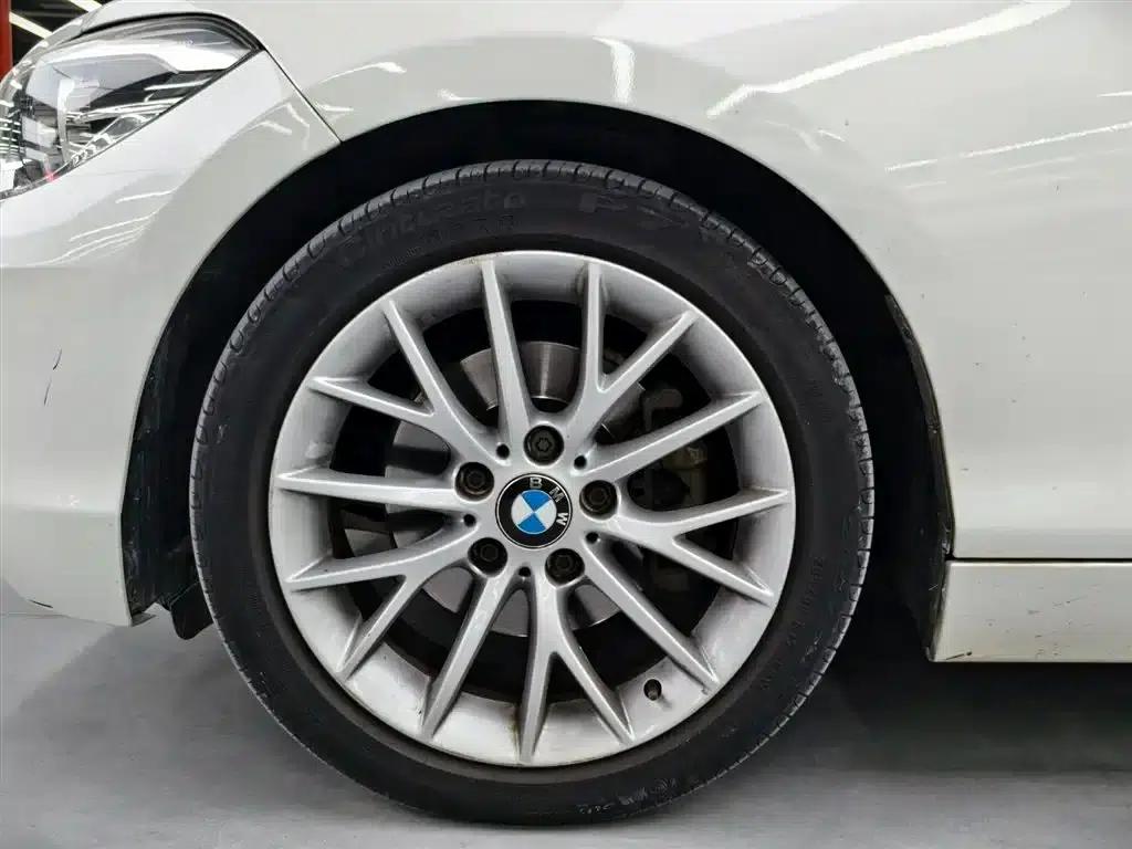2015 BMW 1 Series Imported Model 120i Leading Edition — миниатюра 21