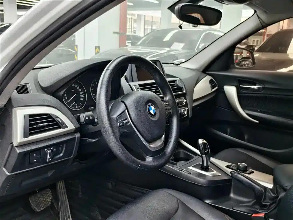 2015 BMW 1 Series Imported Model 120i Leading Edition — миниатюра 5