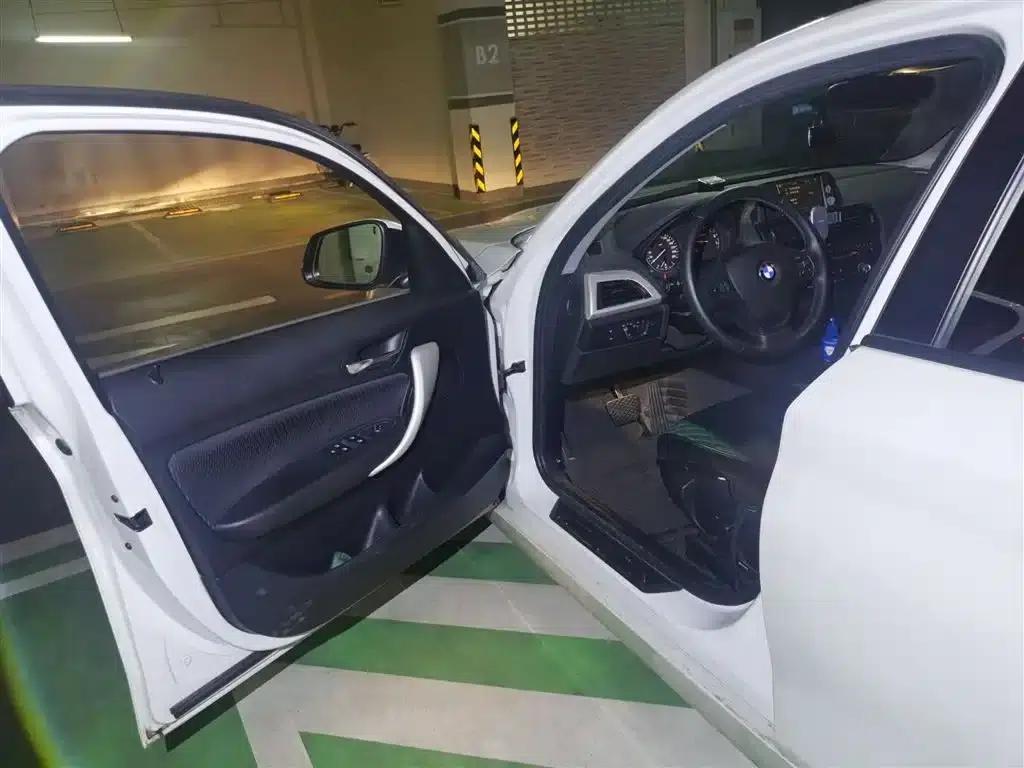 2013 BMW 1 Series (Imported) Facelift 116i Leading Edition — миниатюра 13