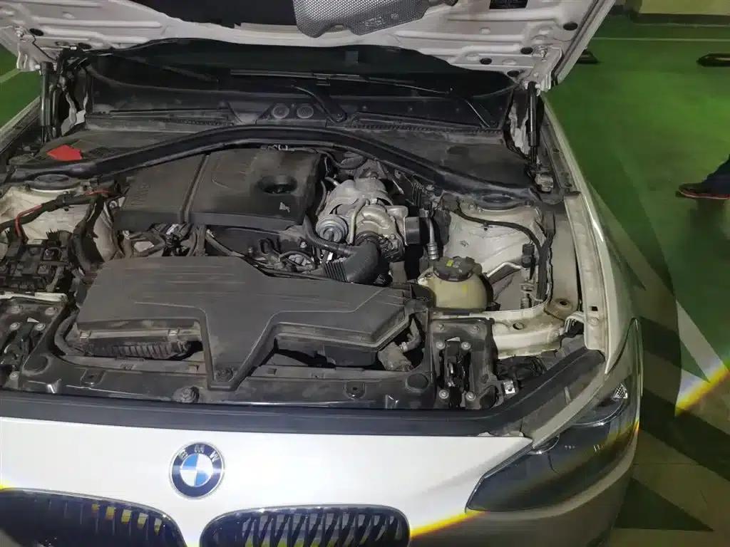 2013 BMW 1 Series (Imported) Facelift 116i Leading Edition — миниатюра 24
