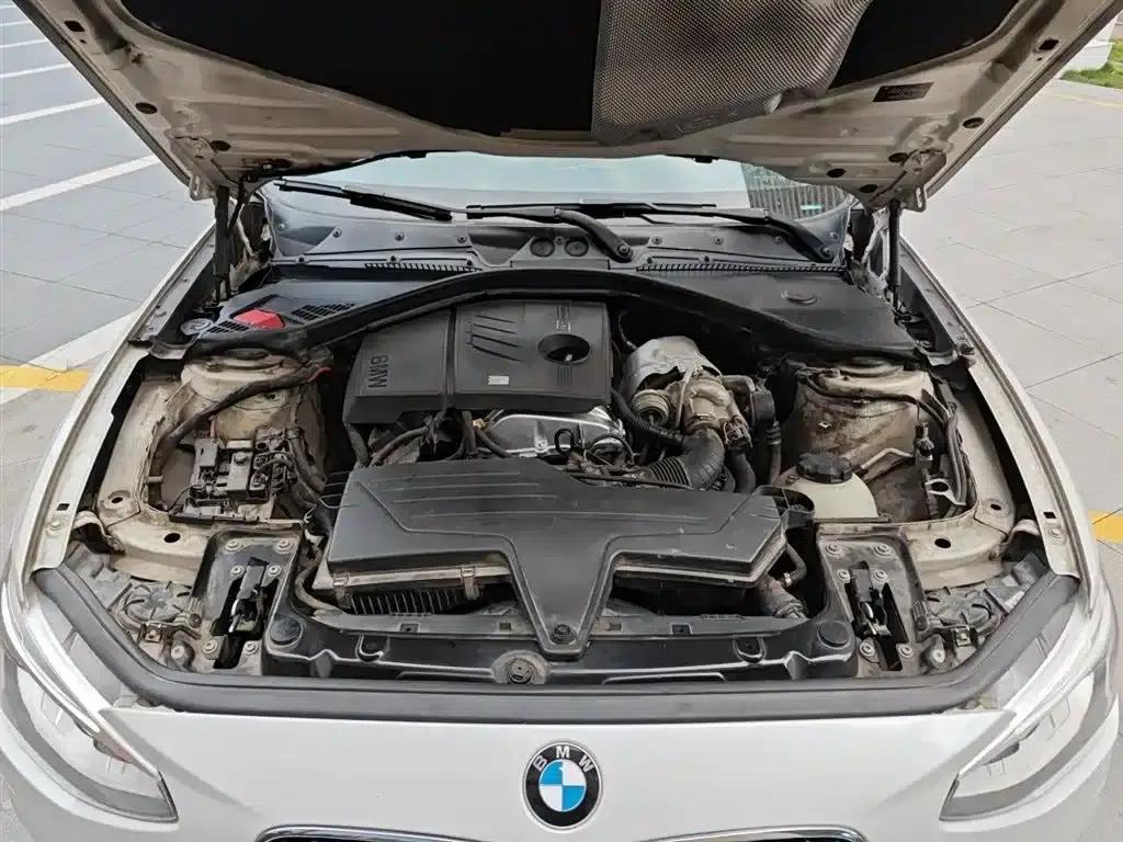 2013 BMW 1 Series (Imported) Facelift 118i Sport — миниатюра 16