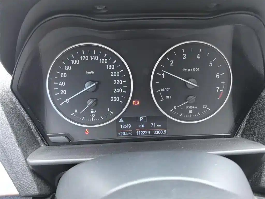 2015 BMW 1 Series Imported Model 118i Leading Edition — миниатюра 3